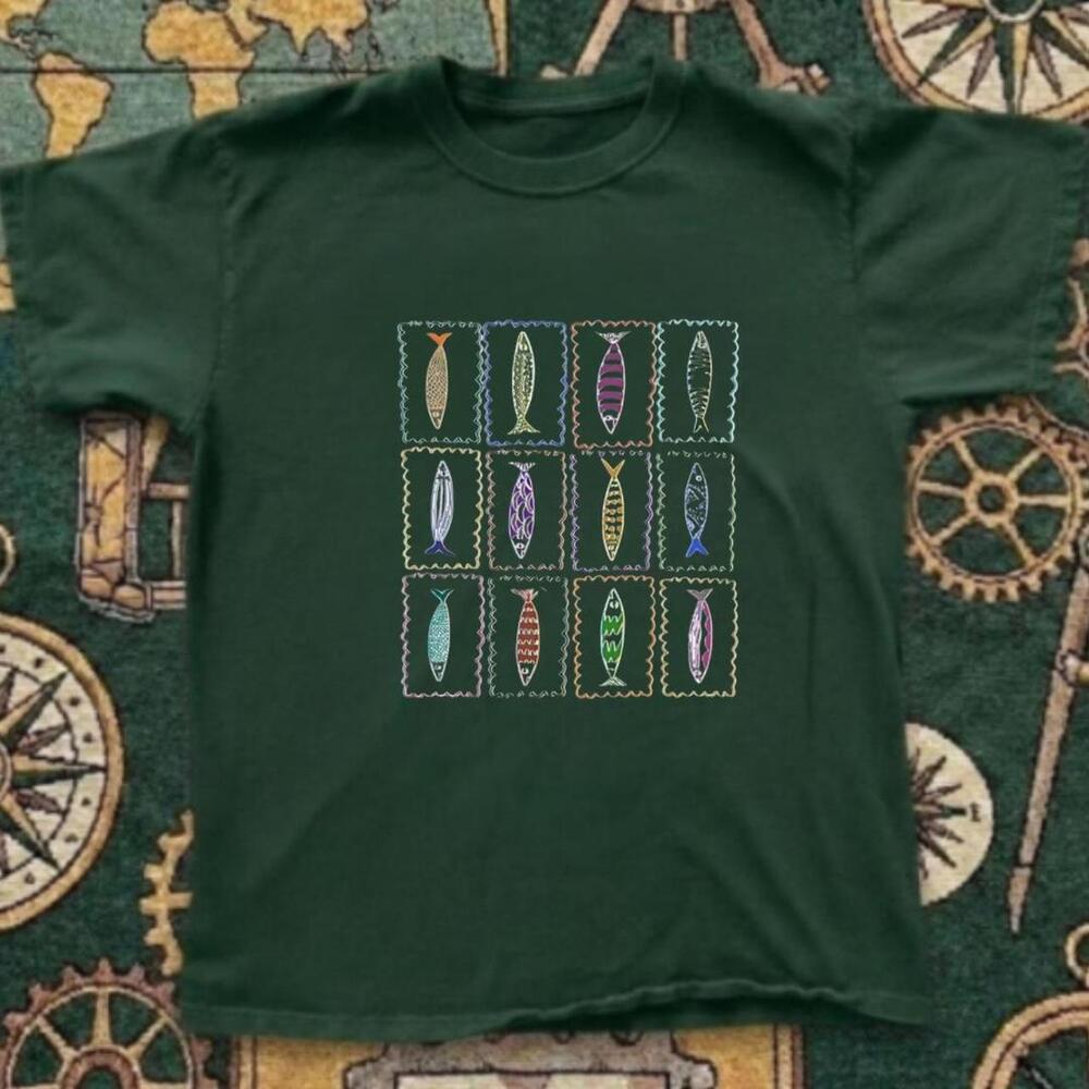 Gildan Men Green T-Shirt, Green Fish Patterned T-Shirt